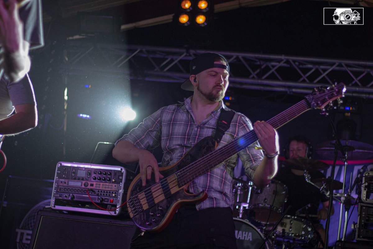 TWS_Visuals's tweet photo. Throwback to @UKTechFest in July when I shot for Ballius.

📸- Canon 700D: 18-55mm
@CanonUKandIE @Lightroom #gigphotography #MetalFest https://t.co/RWmffY80Kb