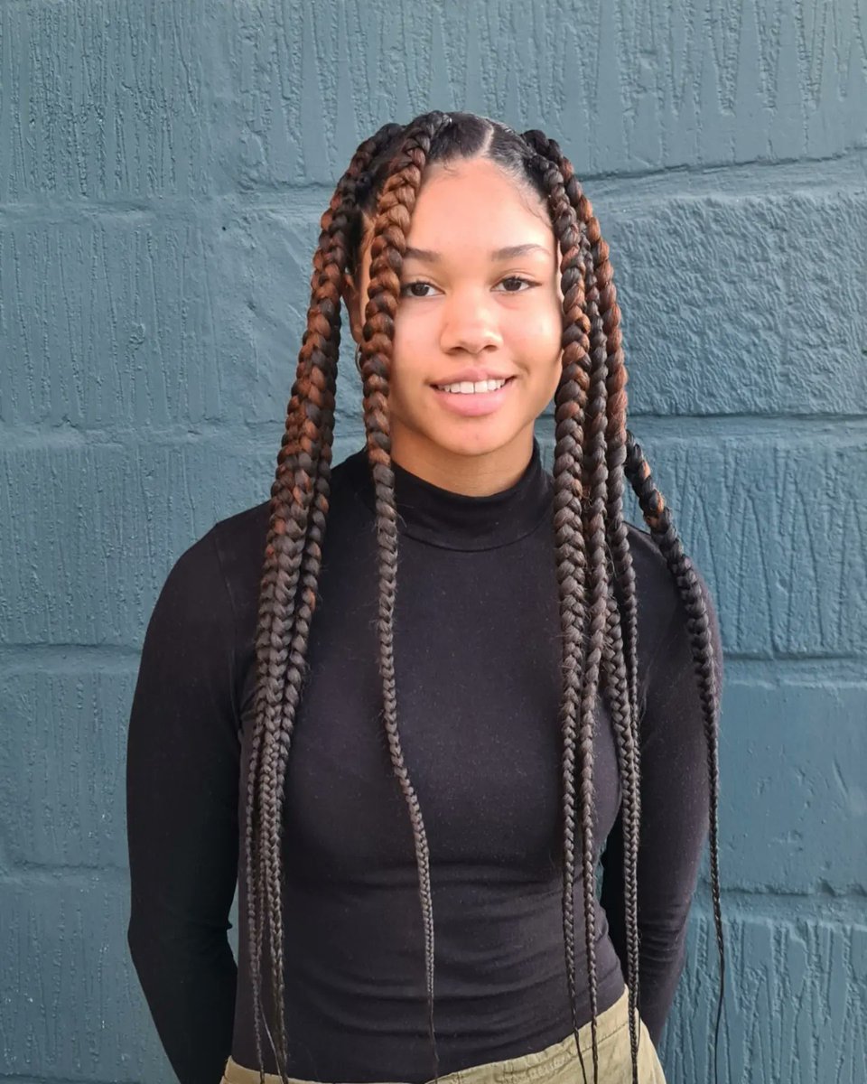Nicaiseext's tweet photo. Jumbo box braids by info@nicaise.dk #haircare https://t.co/ntUvwY4o6a