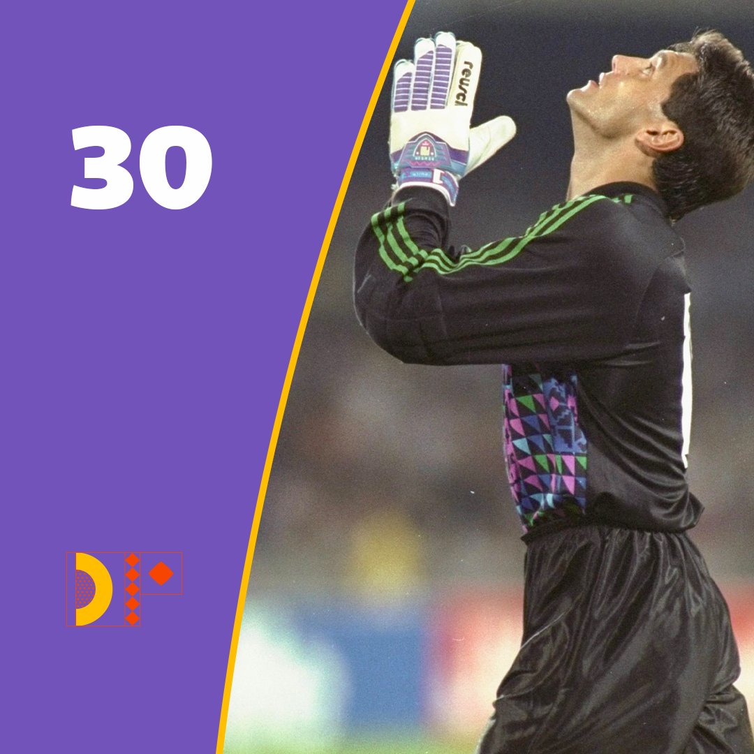 FIFAWorldCup's tweet photo. 🇦🇷 @OKGoyco90 to the rescue!

The @Argentina legend stole the show at Italy 1990 #FIFAWorldCup 🧤

3️⃣0️⃣ Days to go!!!