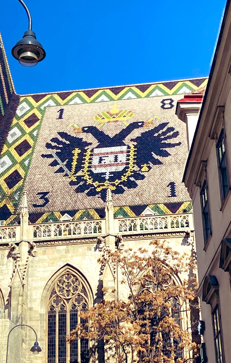 corn_iusmeister's tweet photo. #Stephansdom #Vienna 
#Steffl #Wien https://t.co/8MkGD2DNpA