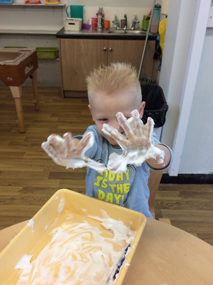 BVCSchool's tweet image. F1 have had a fantastic time getting messy this week!
We used our senses to explore.
#Foundation1 #Nursery
