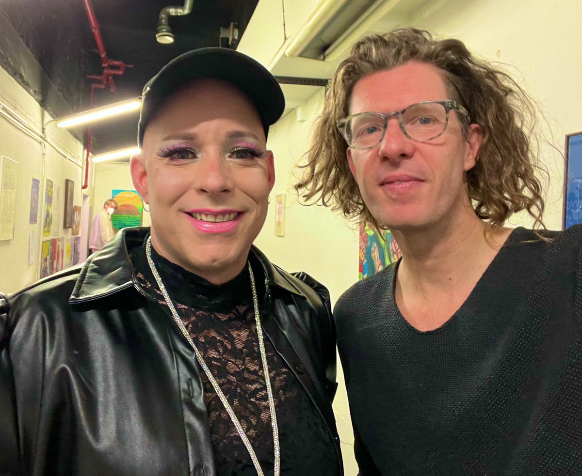 SchnellRuben's tweet photo. @LavauxSaskia war heute Morgen zu Gast im #Bytefm StadtMagazin. Danke für das tolle Gespräch, u.a. über #gender, #fluidity und über #schrottgrenze. 
Nachhören heute ab 19 Uhr im ByteFM Hamburg-Stream und in HH auf 91,7 und 104,0 #mhz. https://t.co/dDV2tCaGKw