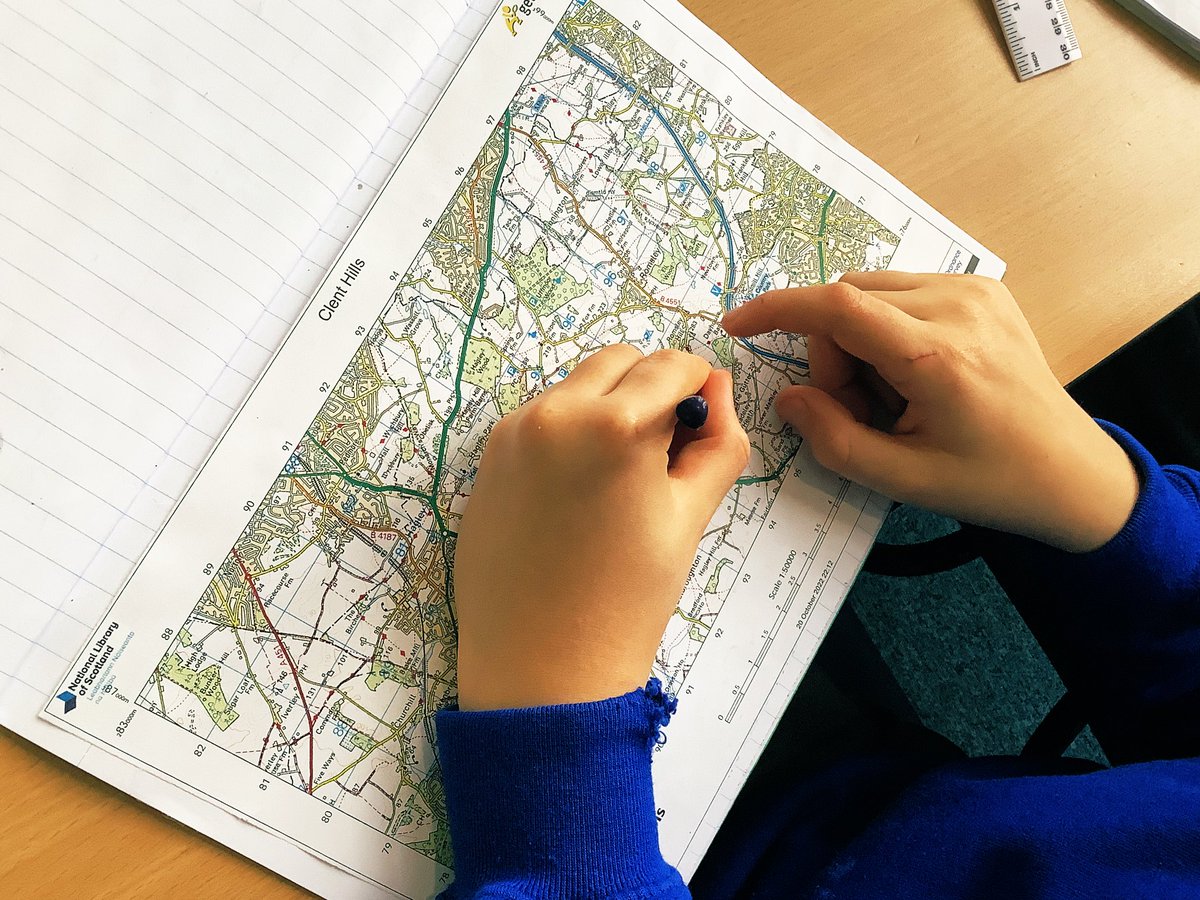 mr_murphy89's tweet photo. Year 5 are using OS maps to locate landmarks and physical features in our local area. In addition, we are looking at contour lines to describe the landscape at The Clent Hills. @stmargaretsath1 https://t.co/jIWAINGMYg