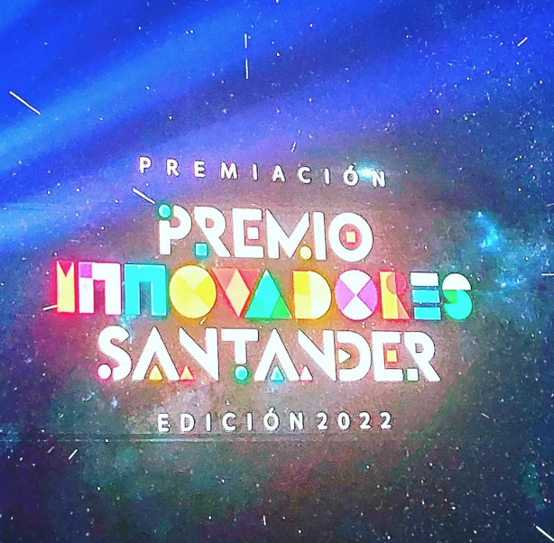 SPaezLeal's tweet photo. Fuimos finalistas en #PremioIdeS2022 #Educacion otorgado por @ccbucaramanga
El trabajo en equipo de @unab_online #UNABInnova y @creativeunab nos ha fortalecido. Seguiremos aprendiendo, y fortaleciéndonos. #ProfePaez
@ccbucaramanga ¡Gracias! https://t.co/AaBlZXDCnJ