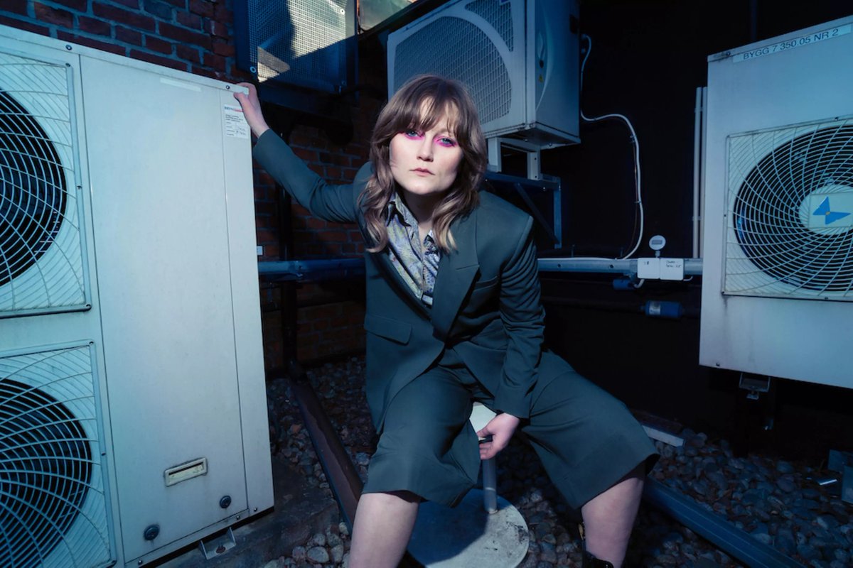 Sløtface (<a href="/slotfaceband/">SLØTFACE</a>) share new single 'Happy'. diymag.com/2022/10/21/slo…
