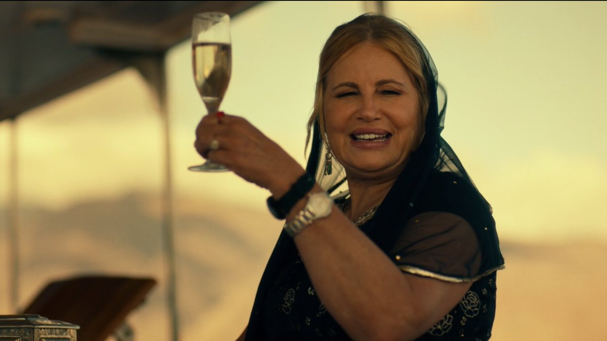 Si Jennifer Coolidge tiene un millón de fans, yo soy una de ellos. Si Jennifer Coolidge tiene diez fans, yo soy una de ellos. Si Jennifer Coolidge solo tiene una fan, yo soy esa fan. Si Jennifer Coolidge no tiene ningún fan, es porque ya estoy muerta. #TheWhiteLotus <a href="/SZSfest/">SERIELIZADOS FEST</a>