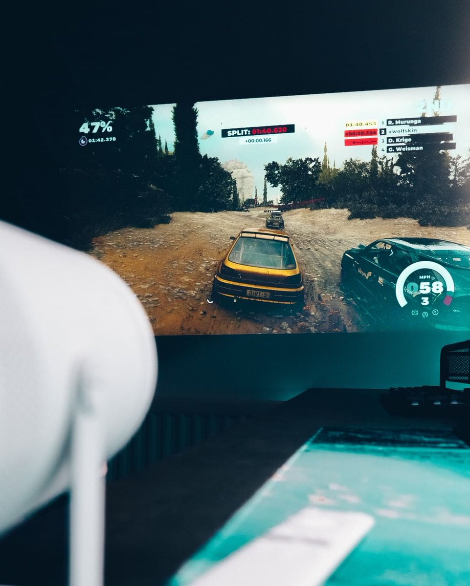 SamsungSA's tweet photo. Get your adrenaline going as you swerve and drift on a screen up to 100 inches with #TheFreestyle.

https://t.co/obiHtYvaSi https://t.co/mTEj5O02xp