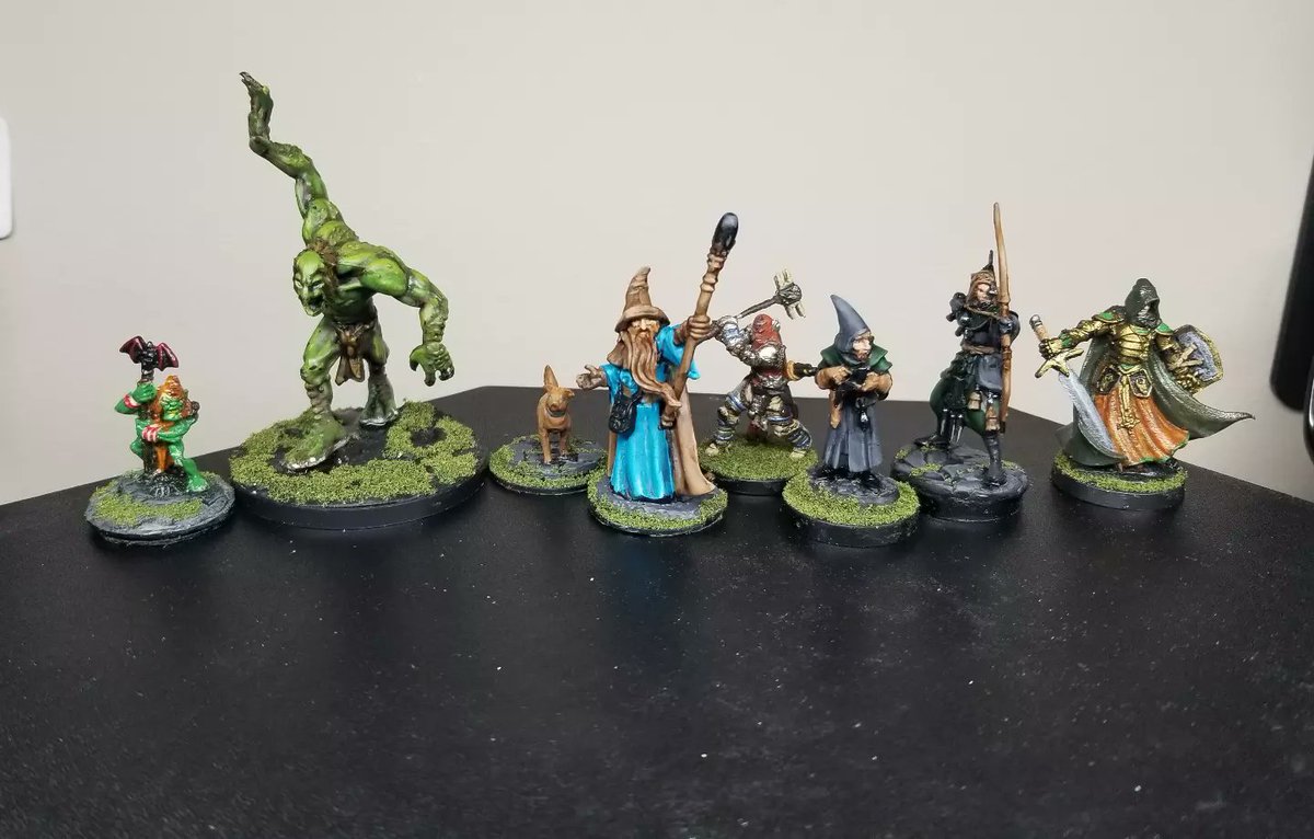CraftNicks's tweet photo. I hold off on finishing bases to flock a batch at a time. What kind of #hobbyflow do you uniquely do? https://t.co/NLjSNE9iWD