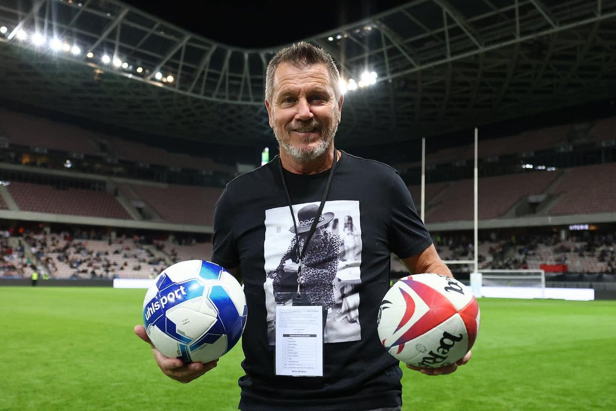PODCAST 🎙
Nouvel épisode de Mon OM à Moi avec Pascal Olmeta qui commente l’actu de l’OM, revient sur sa carrière et son enfance à Bastia. Au micro d’<a href="/EFargier/">Emilie Fargier</a>.
radiostarsud.fr/mon-om-a-moi-a…
