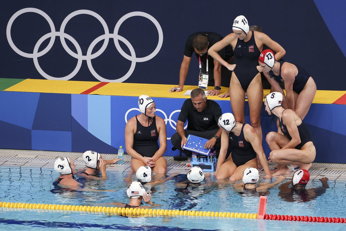 Athlete365's tweet photo. The unsung heroes behind performance! 🤝

Acknowledge and honour their contribution of your coach to your Olympic journey by putting them forward for an IOC Coaches Lifetime Achievement Award. 🏅

Nominate yours via Athlete365 before October 26 now!

👉 https://t.co/pg2crstDrJ https://t.co/zYe16OPhdo