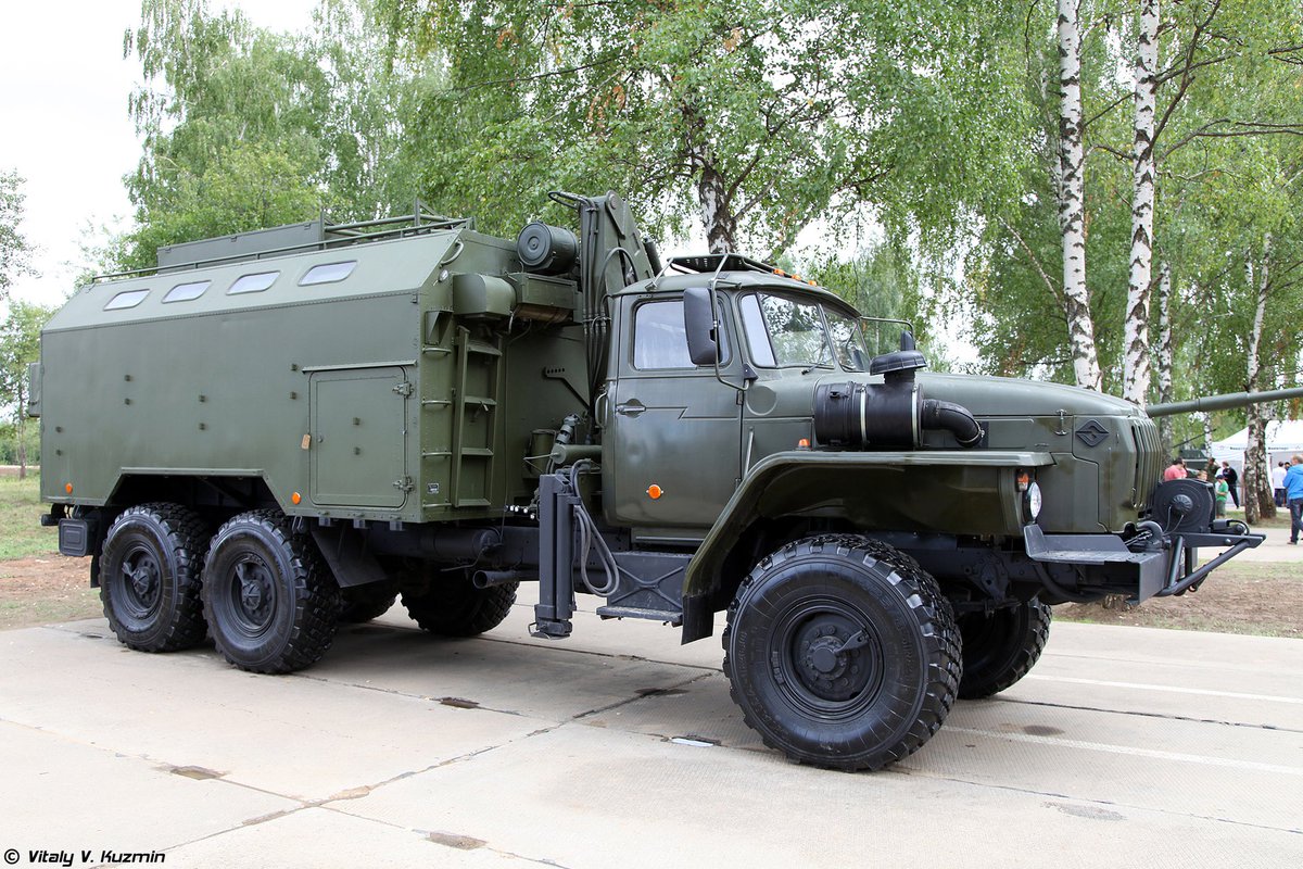 vitalyvk's tweet photo. Мастерская технического обслуживания и ремонта МТО-УБ1
MTO-UB1 maintenance and repair vehicle
#mtoub #mtoub1 #ural #ural4320 #militarylogistics #repair #supportvehicle #мтоуб #мтоуб1 #мастерскаяремонта #урал #урал4320 https://t.co/qeH3n4RqpB