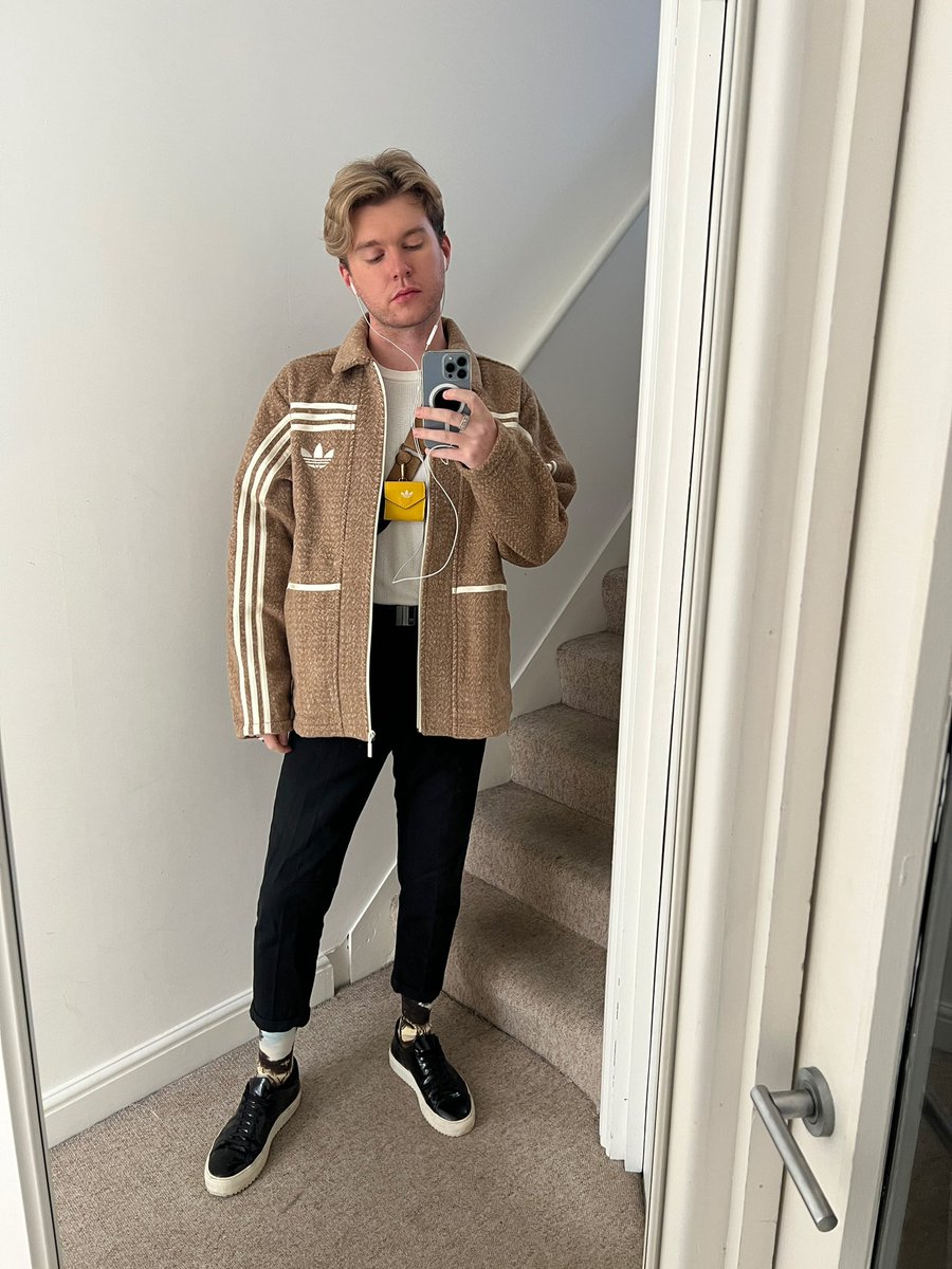 _MattFrancis's tweet photo. I looked fucking cute yesterday https://t.co/ur9D7MyLHH