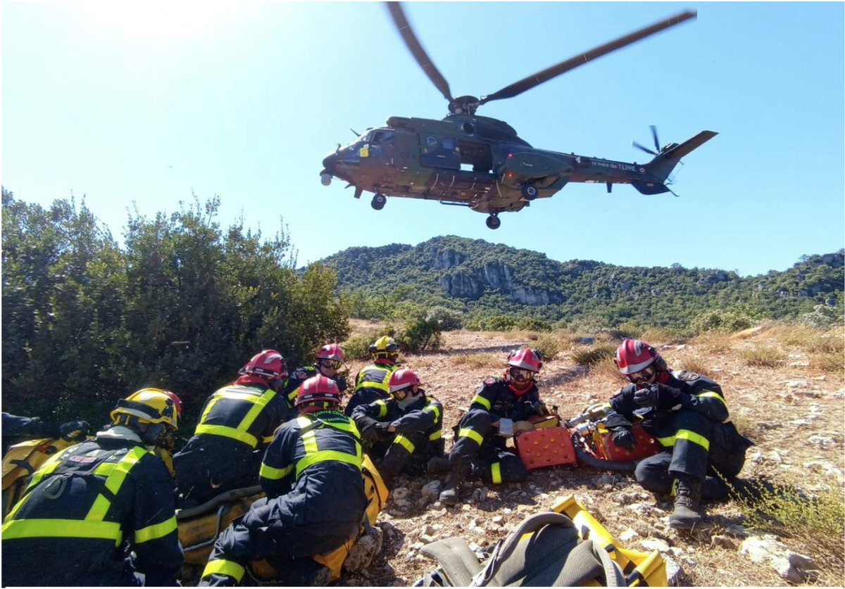 📃l Dans sa fiche « Héphaïstos » le @CDECAdT  explore l’engagement des armées dans des missions
d’intérêt général notamment en cas de crise majeure sur le territoire national. 

▶️Retrouvez la fiche en ligne :c-dec.terre.defense.gouv.fr/index.php/fr/a…