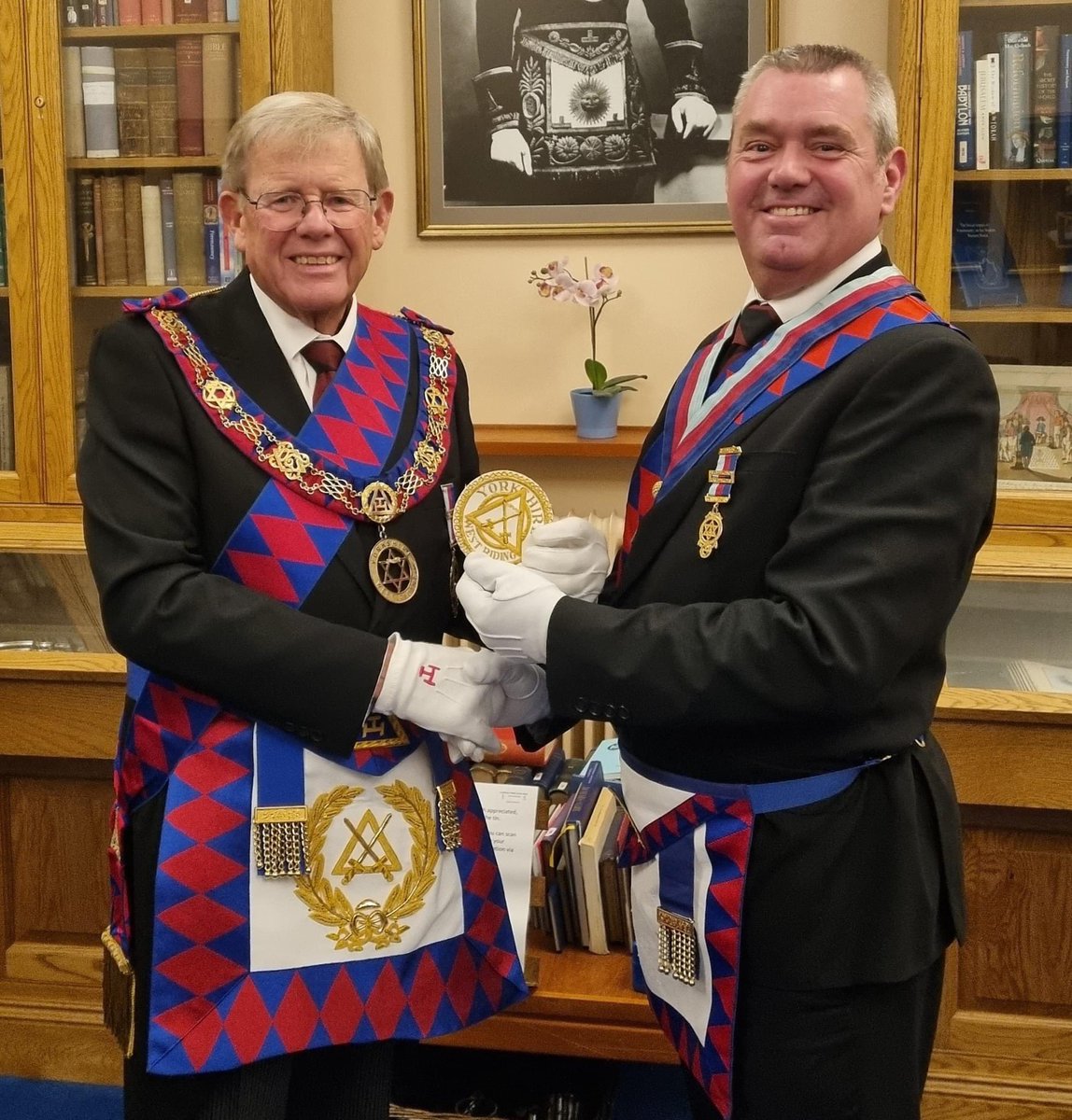 E.Comp. Brian D. Littlejohn was Appointed PPDepGSwdB on the floor of Loyalty Chapter 296, #Sheffield when the Chapter was visited at Tapton Hall by the team of Provincial Acting Officers led by the Deputy Grand Superintendent, E.Comp. David Boyle, on Monday 17th October. 👏