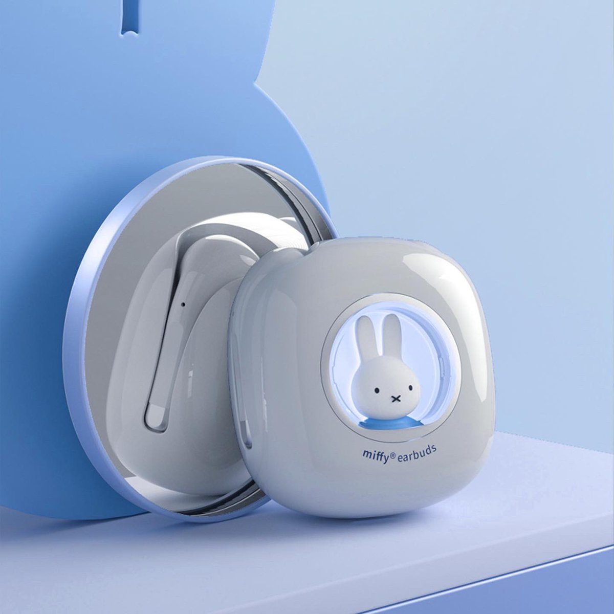 MipowGlobal's tweet photo. miffy X mipow Bluetooth headset earbuds 29$USD at https://t.co/wi62l2cPD1 #miffy #Miffy #ミッフィー #mipow #Bluetooth #headset #earbuds https://t.co/Z5ycXTdMPd