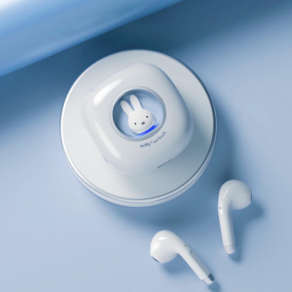 MipowGlobal's tweet photo. miffy X mipow Bluetooth headset earbuds 29$USD at https://t.co/wi62l2cPD1 #miffy #Miffy #ミッフィー #mipow #Bluetooth #headset #earbuds https://t.co/Z5ycXTdMPd