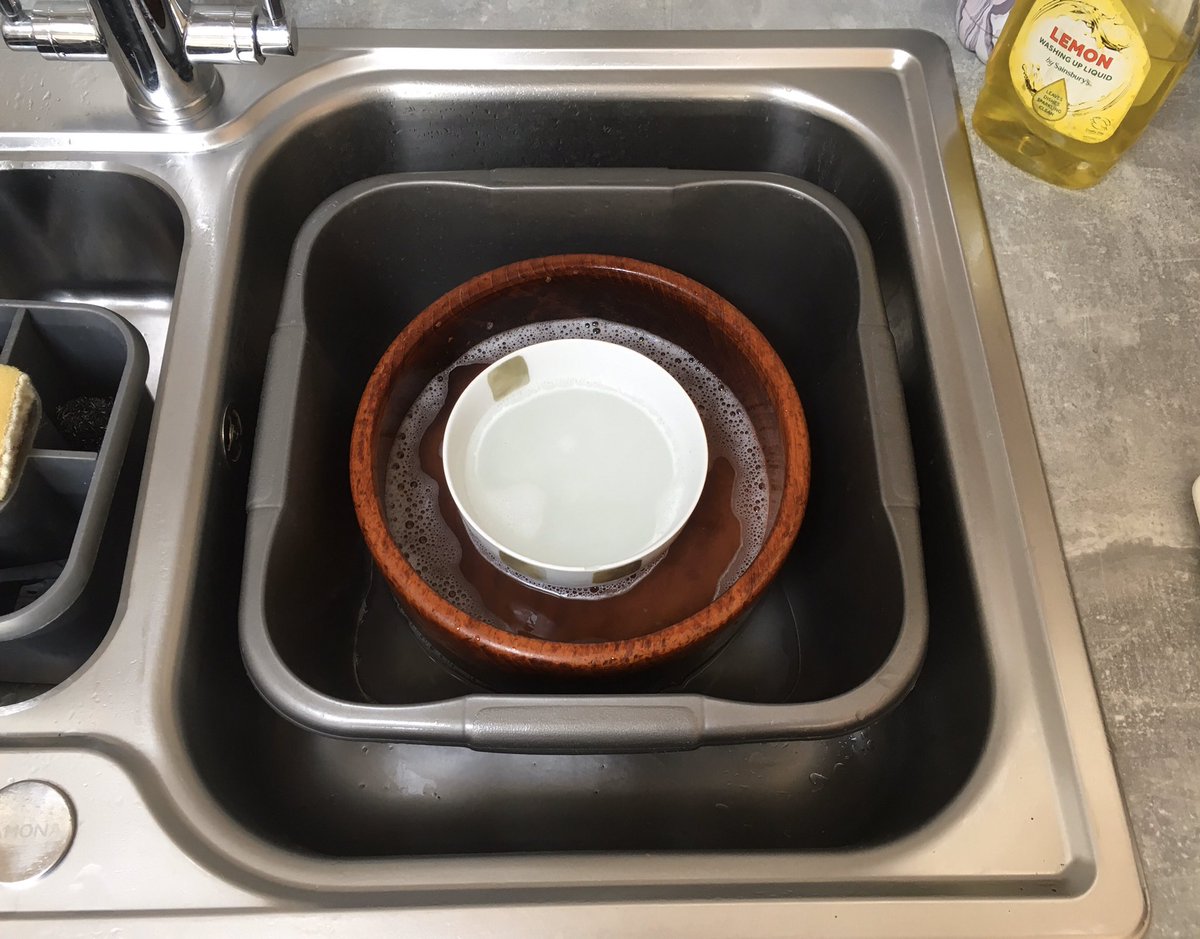 shiftingbuffalo's tweet photo. I know @JasonHazeley is not a fan of the washing up bowl inside a larger sink. How do you feel about a bowl inside a bowl inside a bowl inside a sink? https://t.co/p6QXZEOgU3