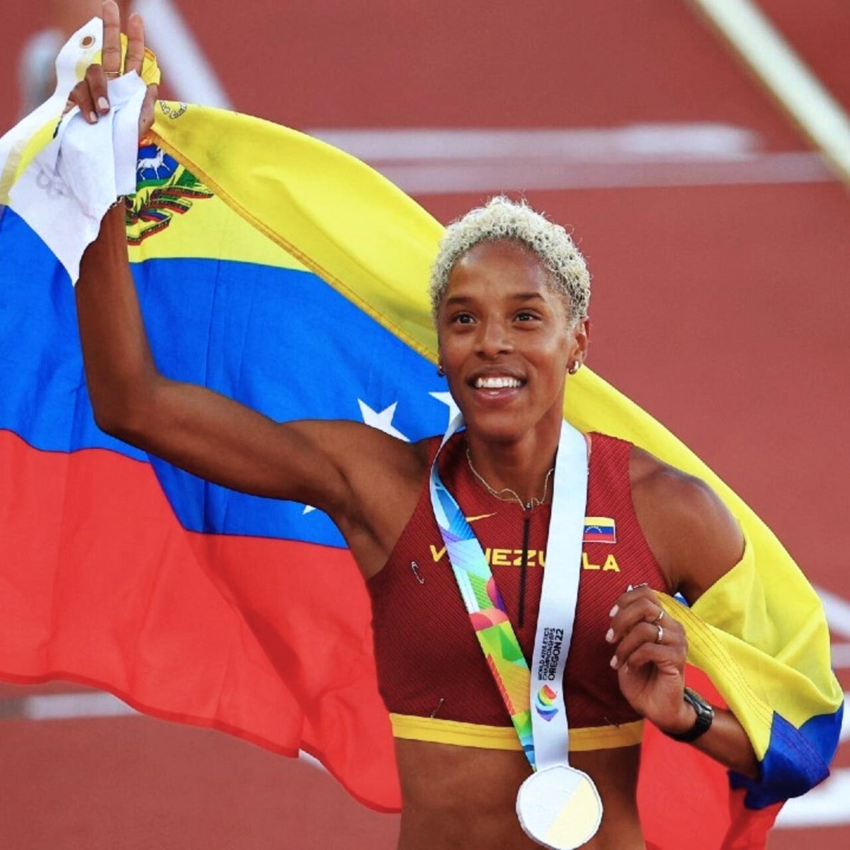 Hoy #21Oct está de Cumpleaños nuestra Yulimar Rojas, Campeona Olímpica en 2021 en triple salto. Ha sido campeona mundial en 2017, 2019 y 2022, también campeona mundial bajo techo en 2016, 2018 y 2022. Feliz Cumpleaños Yulimar
#PatriaUnidaYSolidaria