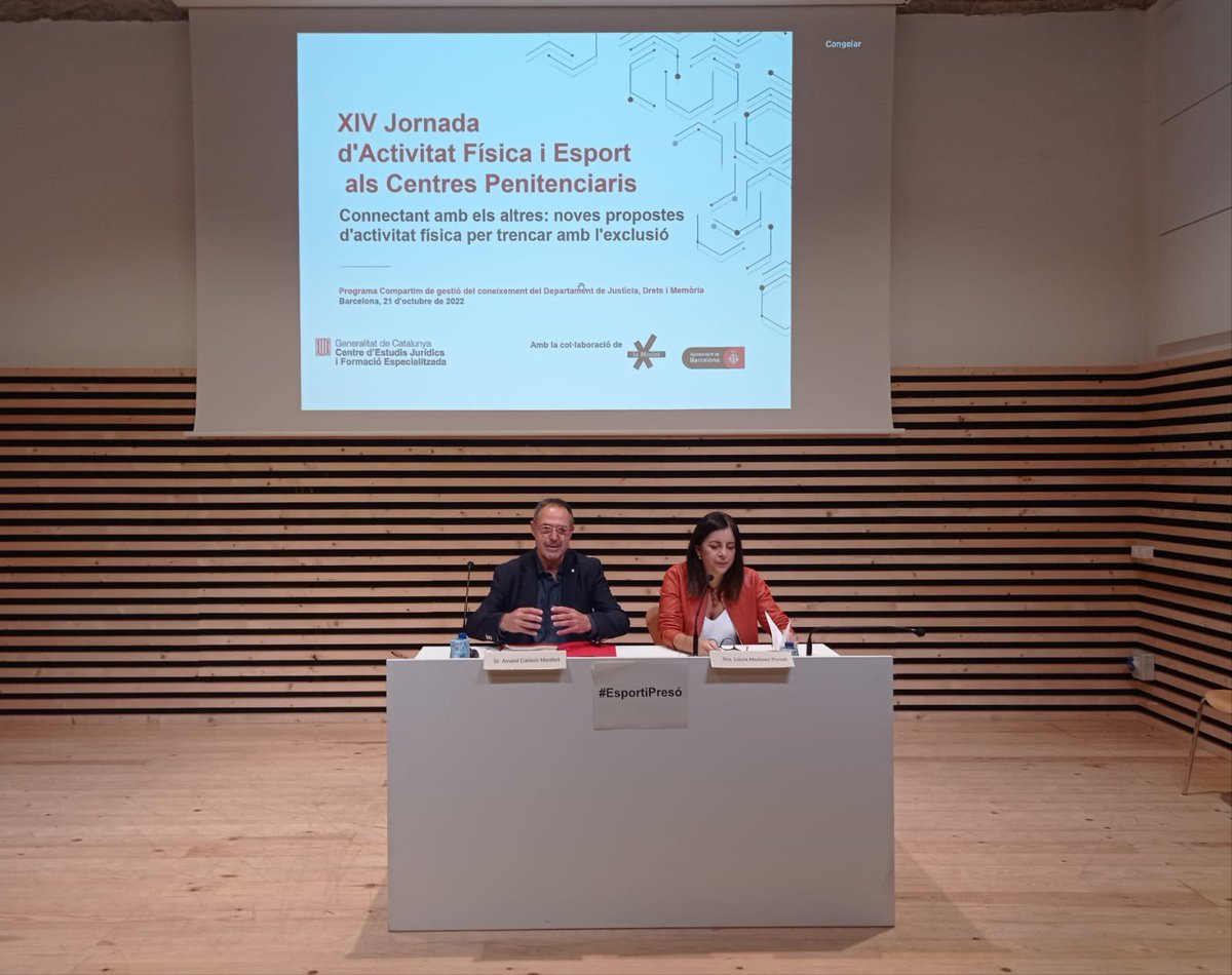 🥅 El secretari de Mesures Penals, Reinserció i Atenció a la Víctima, <a href="/acaldero2/">Amand Calderó</a>, ha inaugurat al <a href="/cejfe/">CEJFE</a>, la XIV Jornada d'Esports a les presons. 

➡️ 38 professionals esportius planifiquen i dinamitzen l'activitat esportiva i un 40% dels interns fan esport amb regularitat.