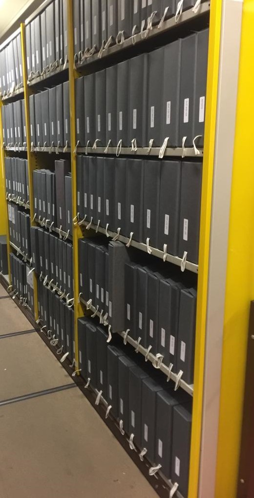 antiquo_ab's tweet photo. Un beau chantier de dépoussiérage, reconditionnement, retablettage et réimplantation, qui se termine cette semaine pour notre équipe.
Merci à l'équipe des AM de Martigues pour ce projet.
#conservationpreventive https://t.co/LNJkNg26LD