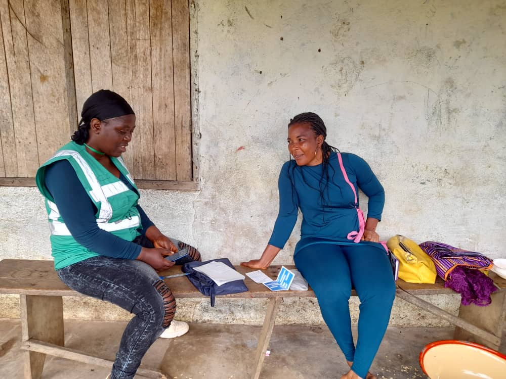 #Cameroon🇨🇲 #HappeningNow Post Distribution Monitoring ongoing in #NWSW regions @WFP is conducting data collection to capture information on the impact of its in-kind and cash operations for decision making and strengthen #AAP through engaging the beneficiaries. #SavingLives