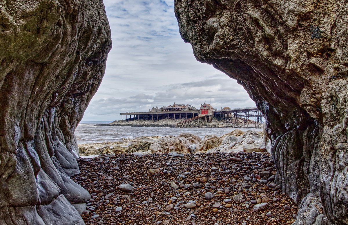 Funding news! Our friends at the #NationalHeritageMemorialFund have awarded a grant to save Birnbeck Pier in Weston-Super-Mare from the brink of collapse.

Read about the iconic seaside attraction here 👉 nhmf.org.uk/news/birnbeck-… #NHMF