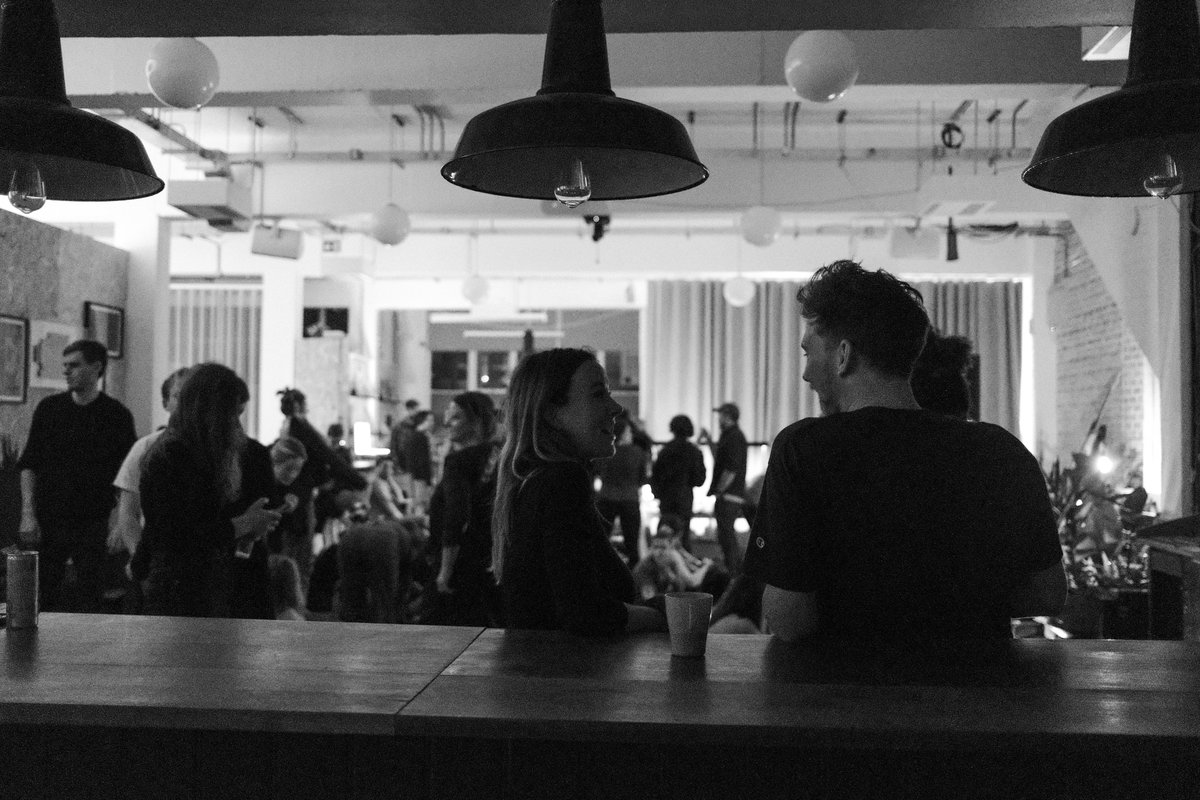 Acrylicize tweet media