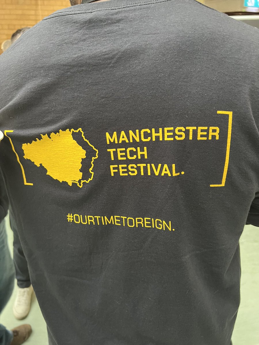 CakalliPaulina's tweet photo. Yesterday at @MancTechFest 💥
Very interesting conference and talks. 
Thank you Marlon Hope for spreading the word at @Netacea_AI 🎉

 #tech #manchestertechfestival #cybersecurity #careergrowth #careeradvice #netacea https://t.co/V1iourjUZb