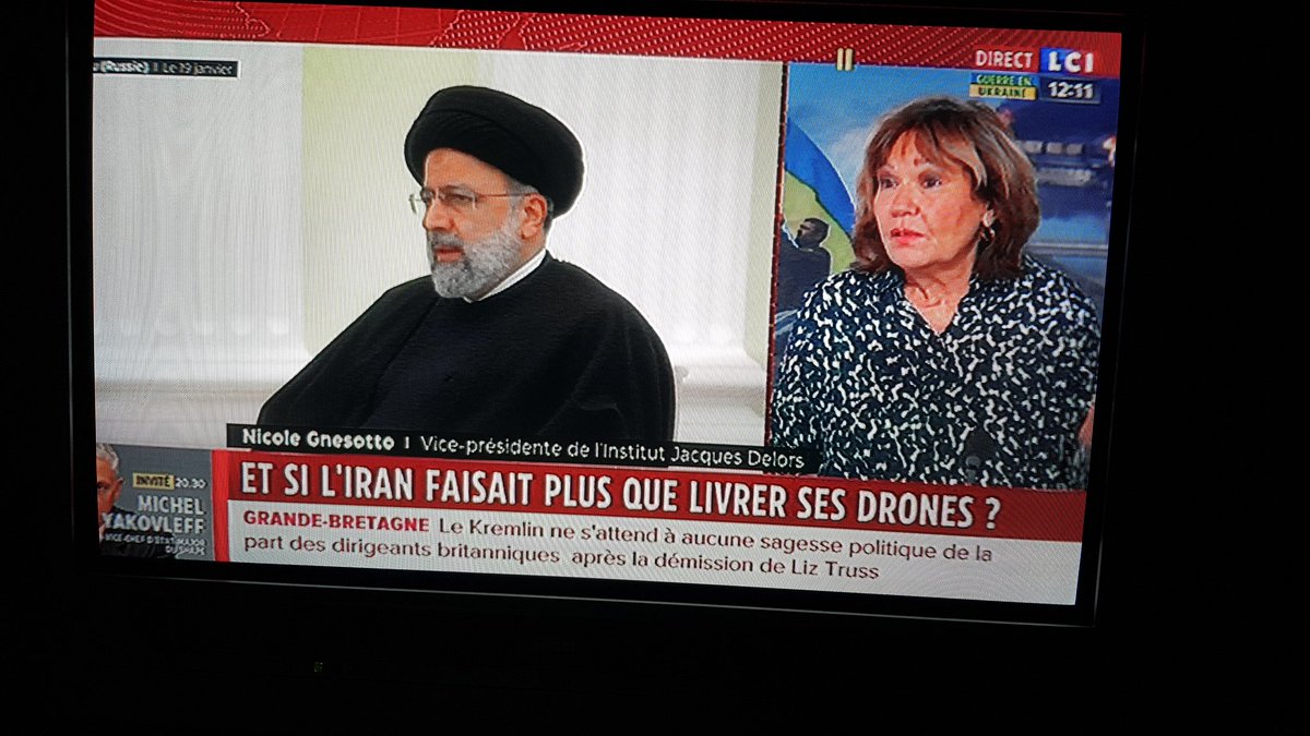 MagelanSkull's tweet photo. Sur @LCI à l'instant on est train de dire que l'Iran doit être considéré comme co-beligerant et sanctionnés car ils ont fourni des drones.
Parallèlement ils considèrent que nous ne sommes pas corelligérant en Ukraine avec toutes les armes qu'on a refilé...
#lcigate #lcimenteurs https://t.co/uC0mefuJU8