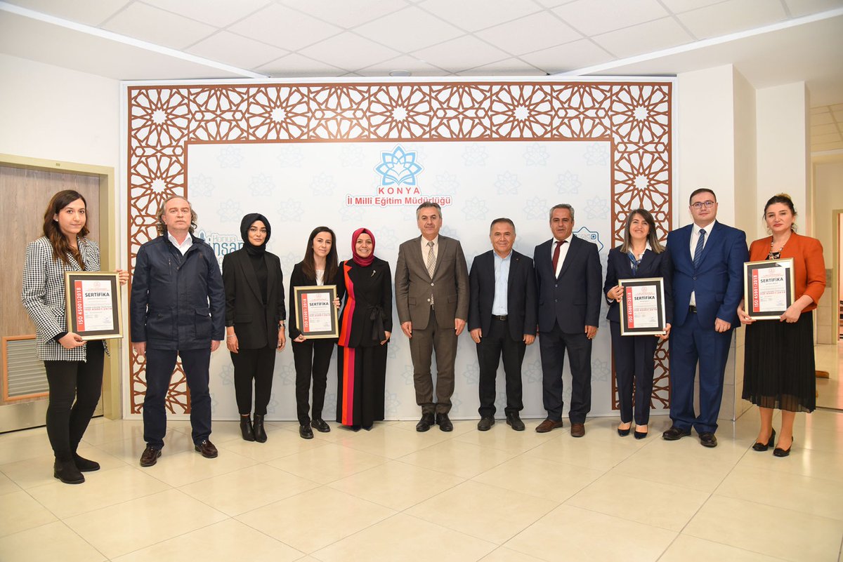 GaziSelcuklu's tweet photo. Okulumuz ISO 45001:2018 İş Sağlığı ve Güvenliği Kalite Yönetim Sistemi belgelendirme çalışmalarını tamamlayıp,Bakanlığımız denetimlerinden geçerek sertifika almaya hak kazanan Konya'daki ilk meslek lisesi olmuştur.
@TuranKAYACILAR 
@selcukluilcemem 
@konyamem https://t.co/tFG8YvivbY