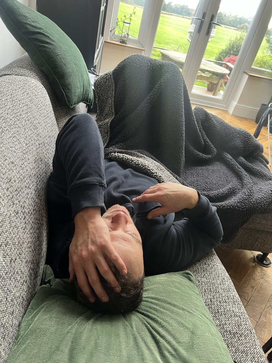 KeishaDooner's tweet photo. @SamRobinson_33 Until I’m picking him up at 4am and this is what I’m dealing with today 🥴 https://t.co/mDCcSsFoIR