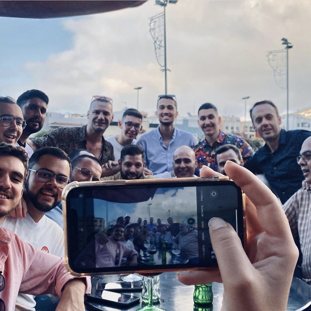 📸|. Cuestión de perspectiva

Lo importante de la foto es quien nos observa. Sin ti, no estaríamos aquí

#Trinkoaficion
#MurgaLosTrinkosos
#Agüita
#LaOrotava
#YoSoy9f