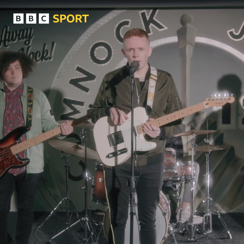 BBCSportScot's tweet photo. LIVE @ScottishCup coming up this evening! 🏆

⚽️ Cumnock Juniors v Dumbarton 
⏰ Coverage starts 7:30pm 
📺 @BBCScotland 

Keep an eye out for local Cumnock band The Frontiers, as they open the programme 🎸⤵️

#BBCFootball