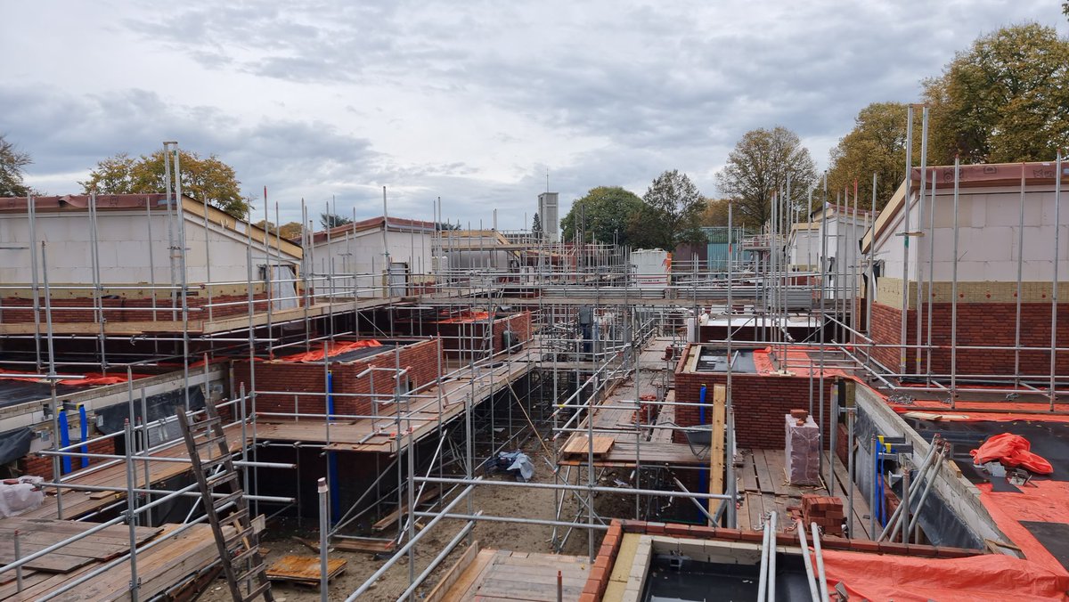 Werk overloon 14 woningen in Overloon, volop in de steigers