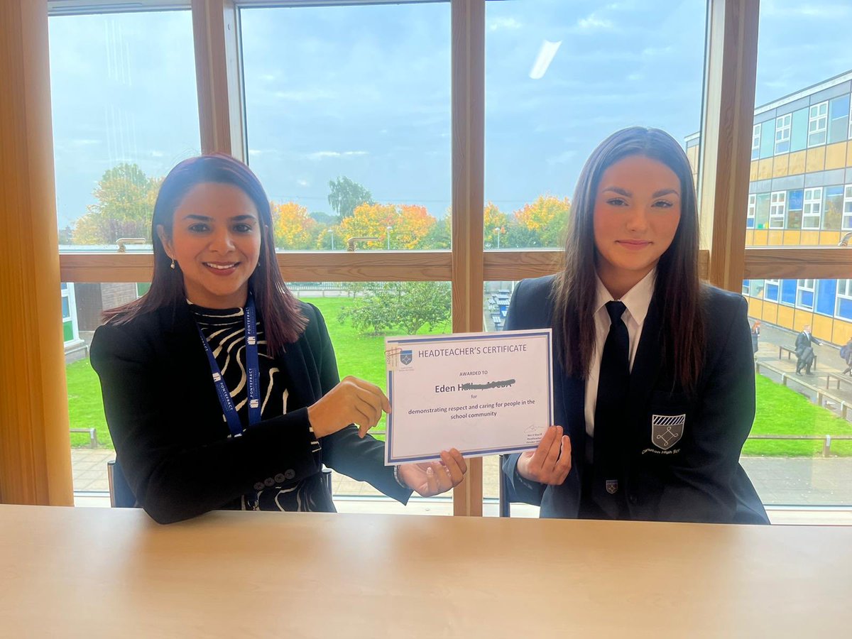 PATCarletonHigh's tweet photo. Eden from year 10 received a Head Teacher certificate today for showing respect and care to a younger student. Helping someone when they needed.
#studentvalues #proud #Respect https://t.co/ucYyNrUocu