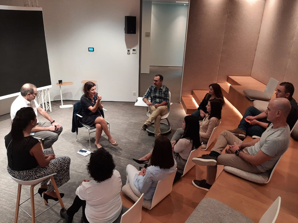 MAMarhuenda's tweet photo. Ha pasado ya 1 año desde que se creó el pool de atención al #cliente no presencial en @Agbar , el objetivo, atención personalizada de calidad a las personas, enmarcado dentro del programa #Contigo . Ayer y hoy trabajando para hacer retro y establecer próximos hitos. ¡Equipazo!👏 https://t.co/RFaAqVCQ4B
