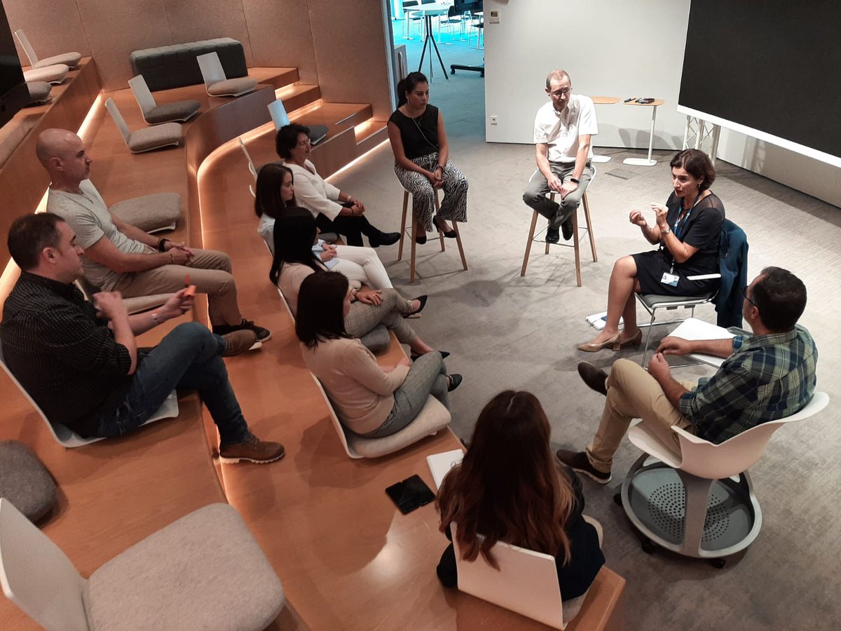 MAMarhuenda's tweet photo. Ha pasado ya 1 año desde que se creó el pool de atención al #cliente no presencial en @Agbar , el objetivo, atención personalizada de calidad a las personas, enmarcado dentro del programa #Contigo . Ayer y hoy trabajando para hacer retro y establecer próximos hitos. ¡Equipazo!👏 https://t.co/RFaAqVCQ4B