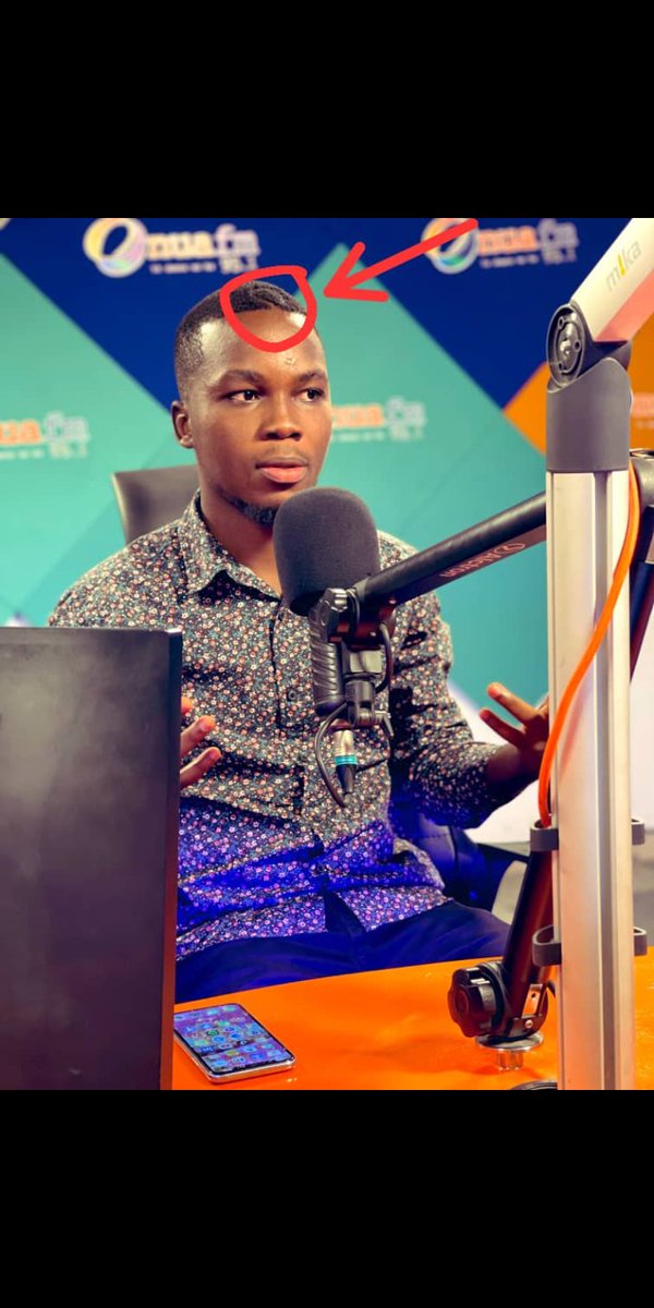 Fishing hook 😂
@Aboa_Banku1 <a href="/gyaigyimii/">KALYJAY</a> @SneakerNyame_ <a href="/kwadwosheldon/">Kwadwo Sheldon</a> <a href="/GhanaYesu/">Ghana Yesu</a>