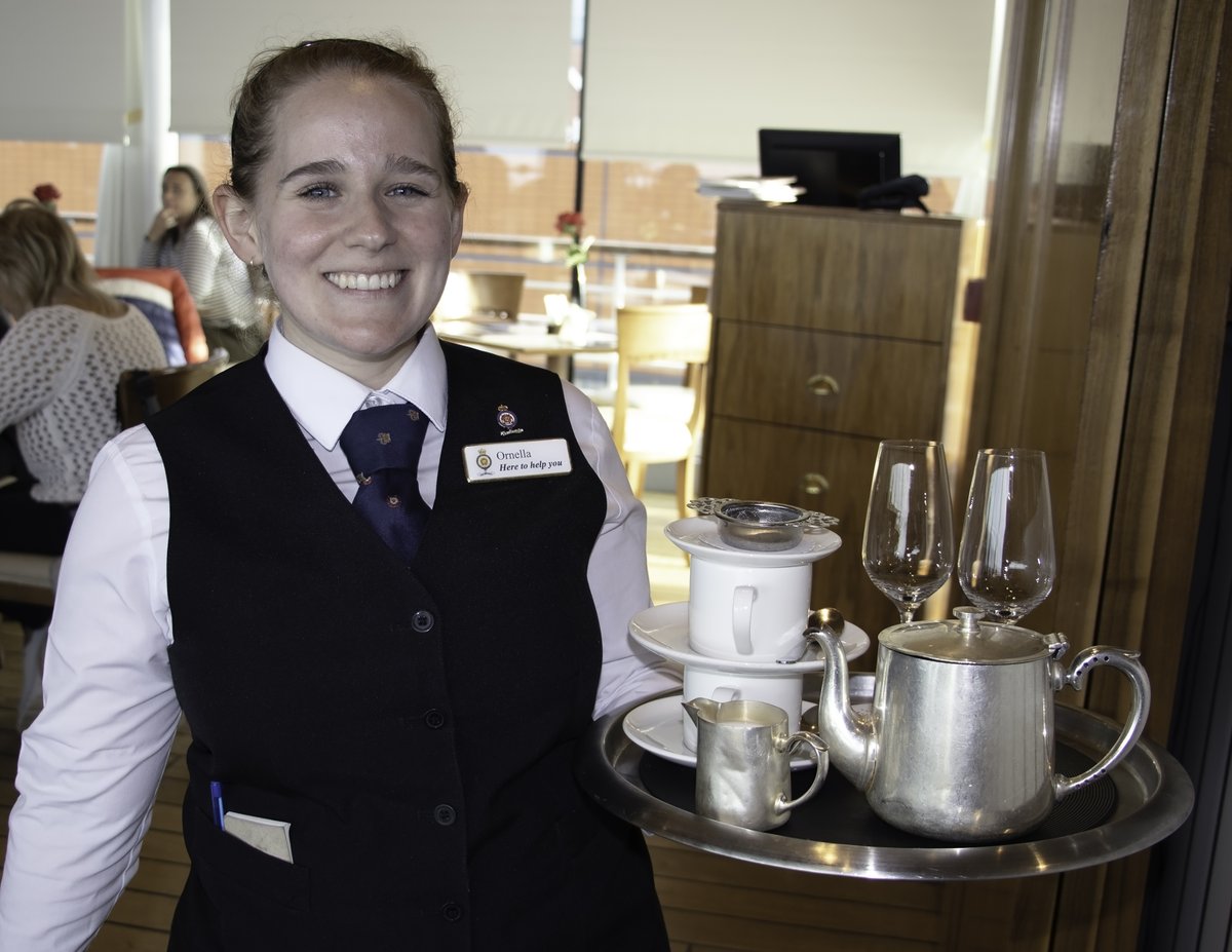 britanniayacht's tweet photo. Check out what has been happening in this week’s snaps!
https://t.co/5LYg9c9GcX
#RoyalYacht #Edinburgh #WeeklySnaps https://t.co/g4cvacBftP