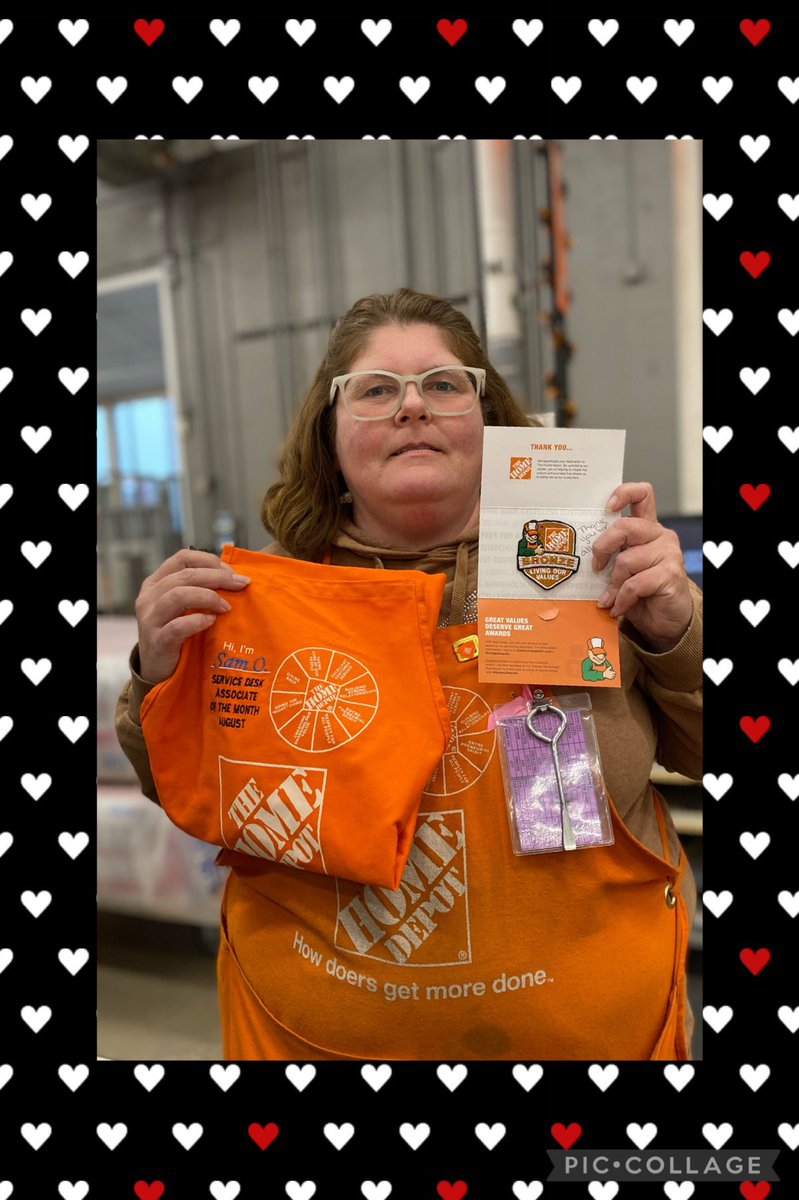 Service Desk Associate Sam got her special embroidered Home Depot Apron to celebrate her recent Associate of the month AND her Bronze Milestone Homer Award! Congratulations! #homerawards #milestone #bronzehomeraward