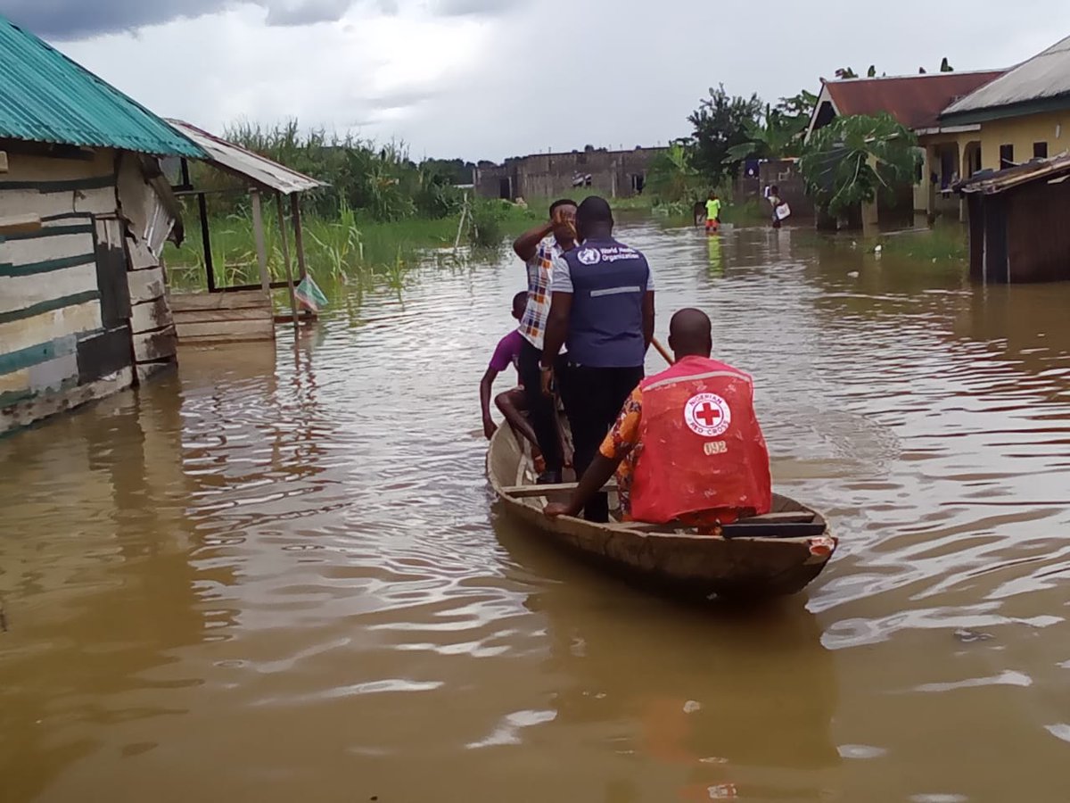 WHONigeria's tweet photo. @WHO is supporting @NigeriaGov with provision of Emergency health kits, #Cholera investigation kits, and Recruitment of health workers to provide #healthcare services through mobile health teams for hard to reach areas. https://t.co/wp2jEMTkqj