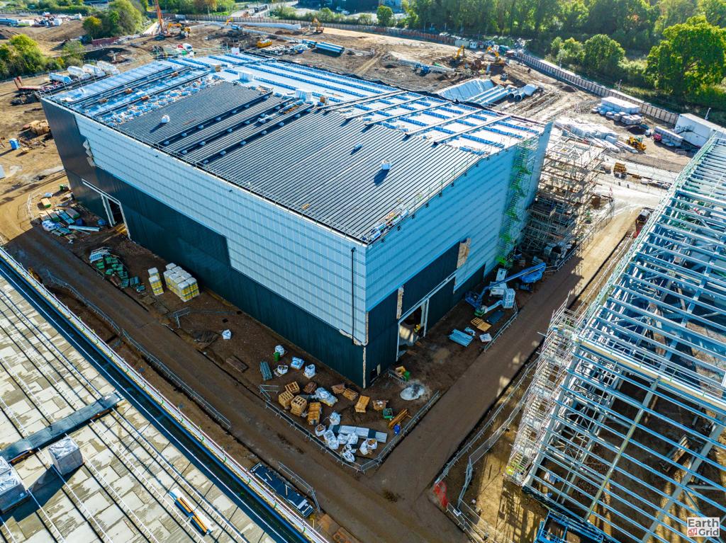 VertecRoofing's tweet image. Some great images of the construction on site at the Shinfield Studios.
Vertec works on the roofing and cladding are progressing well for Curo Construction ltd.
Earth Grid
#Earthgrid #curoconstruction #shinfieldstudios #site #construction #cladding #roofing #project