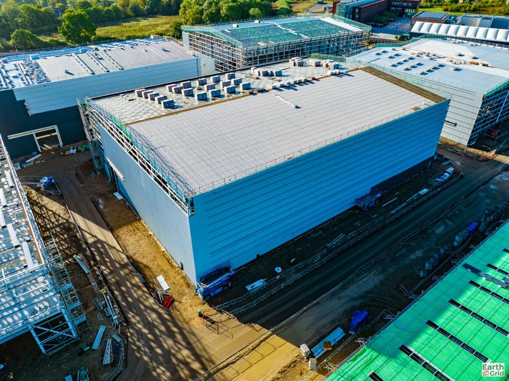 VertecRoofing's tweet image. Some great images of the construction on site at the Shinfield Studios.
Vertec works on the roofing and cladding are progressing well for Curo Construction ltd.
Earth Grid
#Earthgrid #curoconstruction #shinfieldstudios #site #construction #cladding #roofing #project