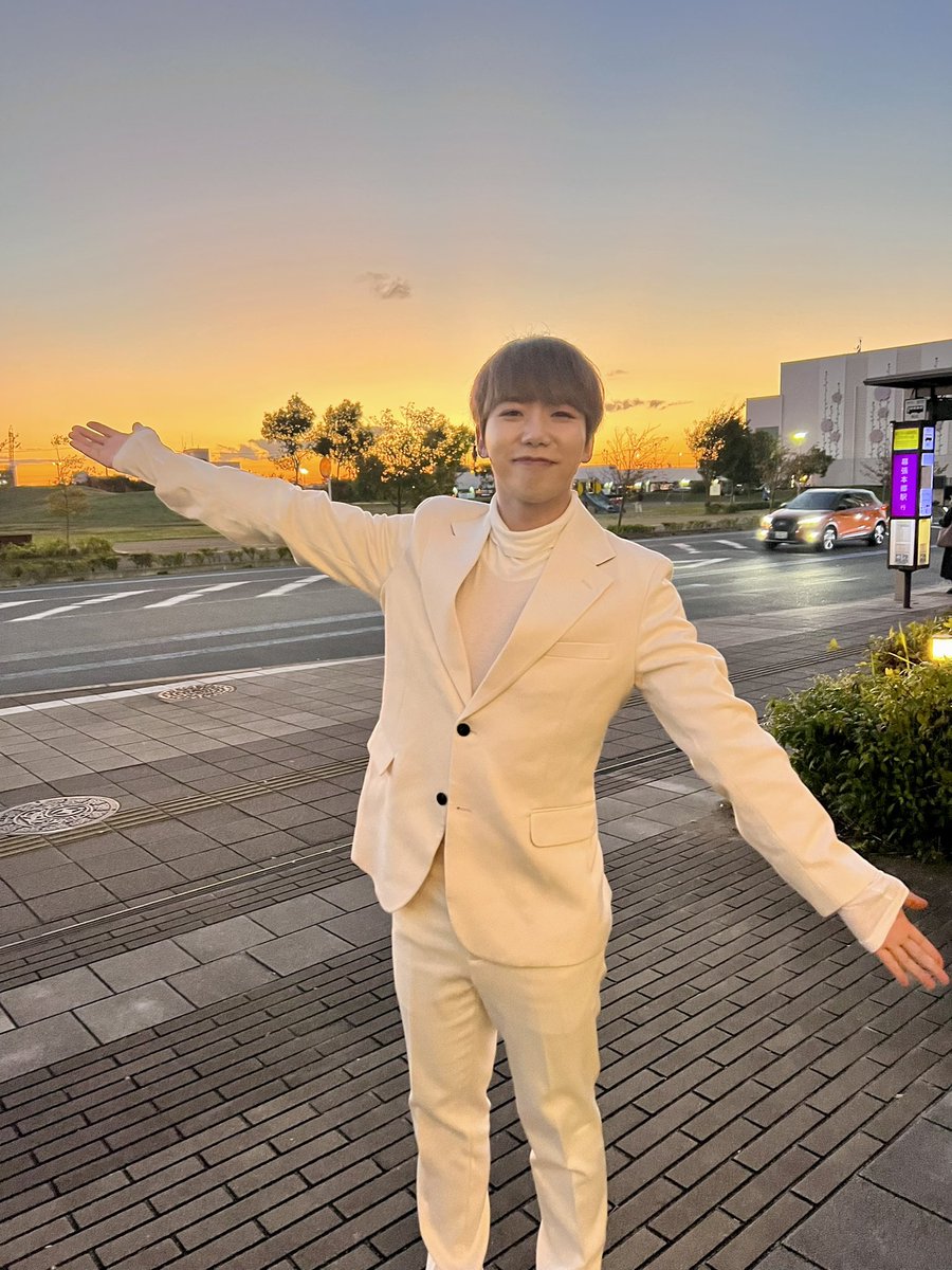 FAVE1_official's tweet photo. 🌈

#FAVE1 #페이브원
#RockHyeon #록현 https://t.co/U3WYIzdphp