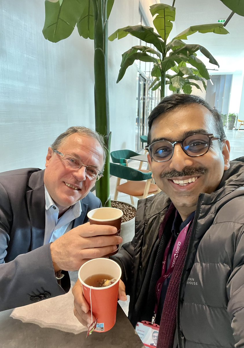 india_singhal's tweet photo. “The future depends on what you do today.’’ #MahatmaGandhi

Absolute delight to be #back2office for in person meetings at the most amazing office in France - #Latitude 🤩 We have most amazing #café #restaurant &amp; also #NapBox facility 💤 

#theworldishowweshapeit #ILoveSopraSteria https://t.co/JXT1YouFz4