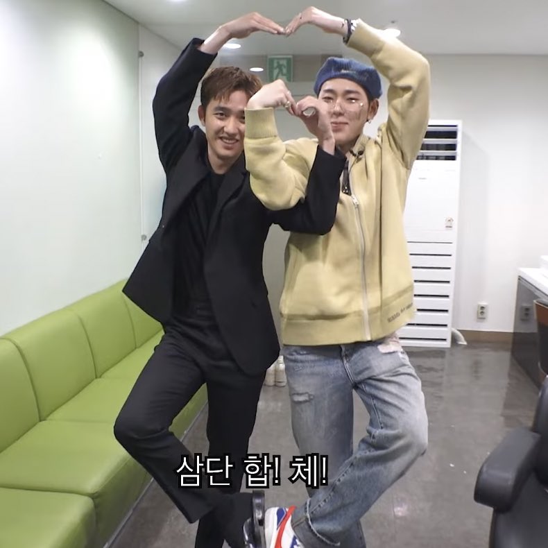 ksoosarchive's tweet photo. they’re so cute 😂 https://t.co/SY3wWu6R7a