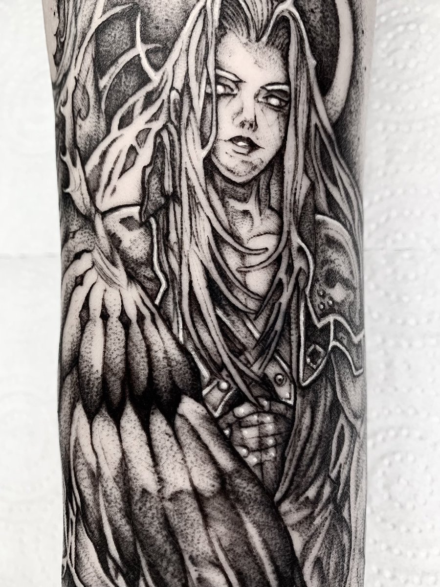 badic0n's tweet photo. Fantasy x3…Young Sephiroth, yo soy Khaleesi @PxdrxLxdrxgx https://t.co/96UnFEKd0w