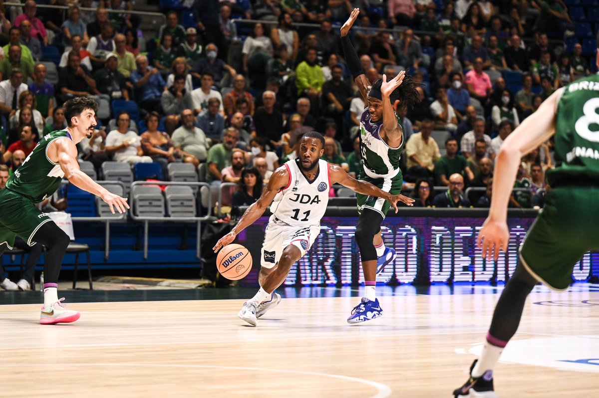 Partido de la liga BCL que enfrentaba al <a href="/unicajaCB/">UnicajaCB</a> contra <a href="/jdadijonbasket/">JDA Dijon Basket</a> 

#sport #photography #basketball