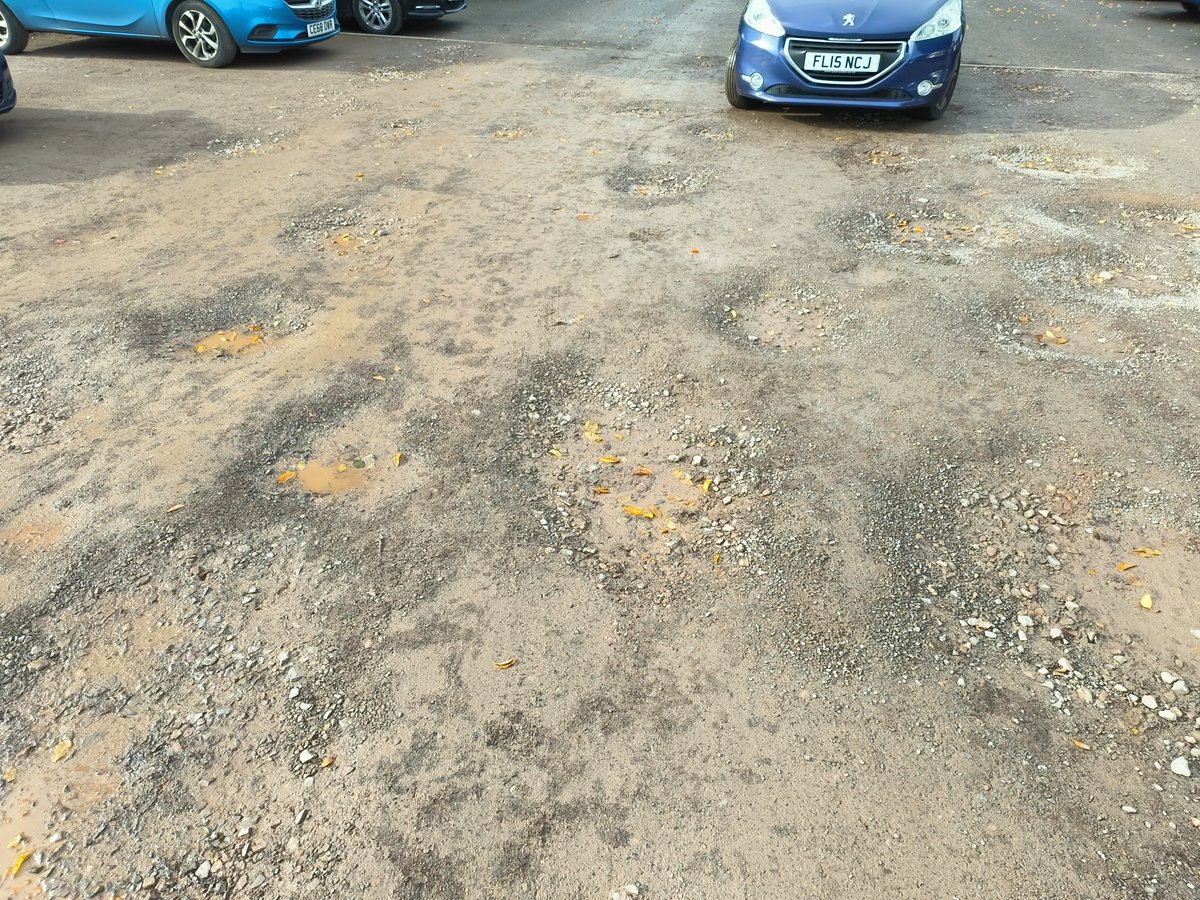 coreyweasley's tweet photo. @cardiffcouncil I'm not sure how anyone deems the state of this car park as acceptable. Pot holes up to 8 inches deep, has already caused damage to the suspension of my car. Many angry parents share the same sentiment. This is Twinkle Stars @ Willows High School https://t.co/54xpcXCILh
