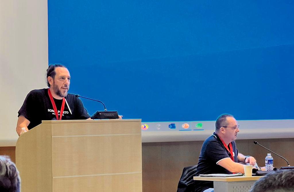 SoyCoordinadora's tweet photo. 📣Felicitamos a nuestro compañero @Rafegom1, que ha sido designado por mayoría como coordinador de Seguridad y Salud en la 2ª Asamblea General de #EDC, #EuropeanDockworkersCouncil, que se ha celebrado en París. ✊✊
#AlTogetherUsOne #SomosCoordinadora #SomosPuerto #dockworkers https://t.co/pDsQ5ZbZeg